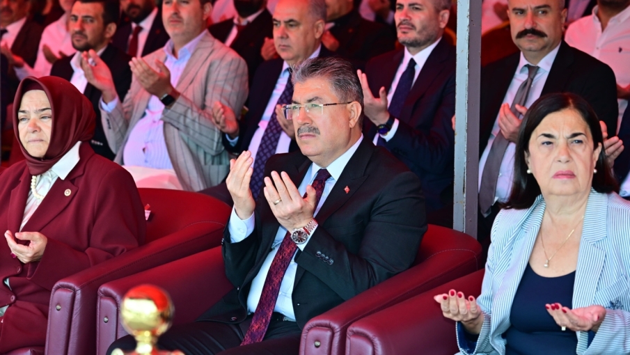 Vali Erdinç Yılmaz’dan Hasan Polatkan, Fatin Rüştü Zorlu ve Adnan Menderes için anma mesajı